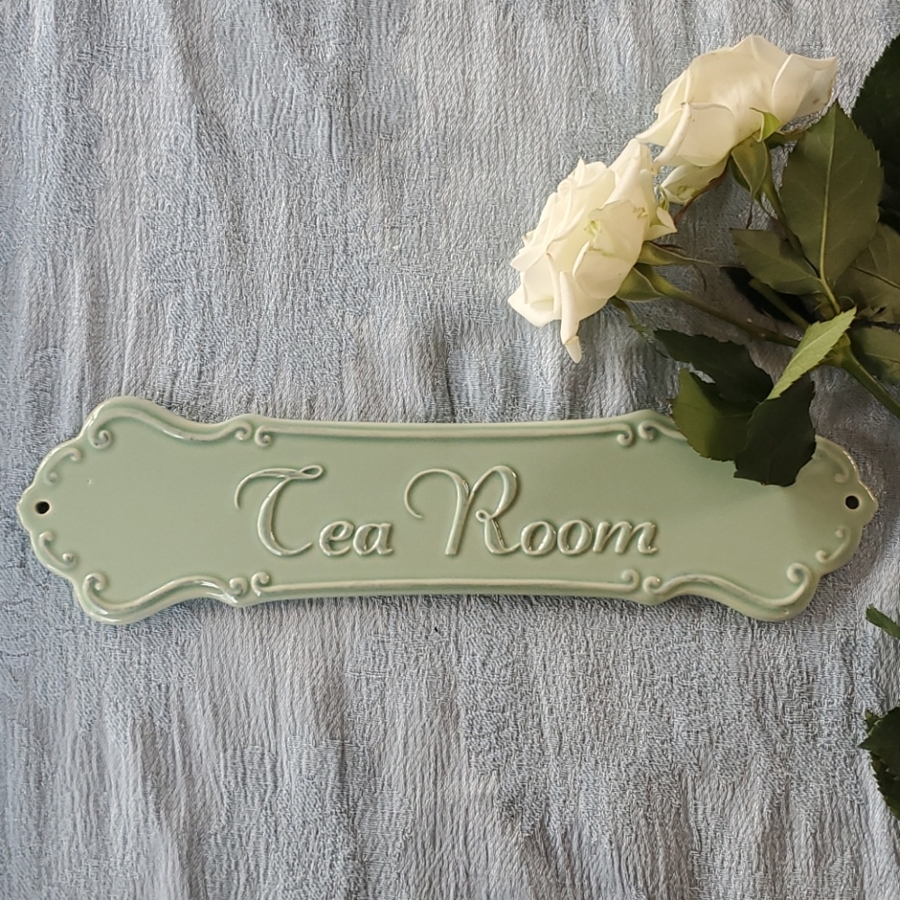 Tearoom sign, ceramic
